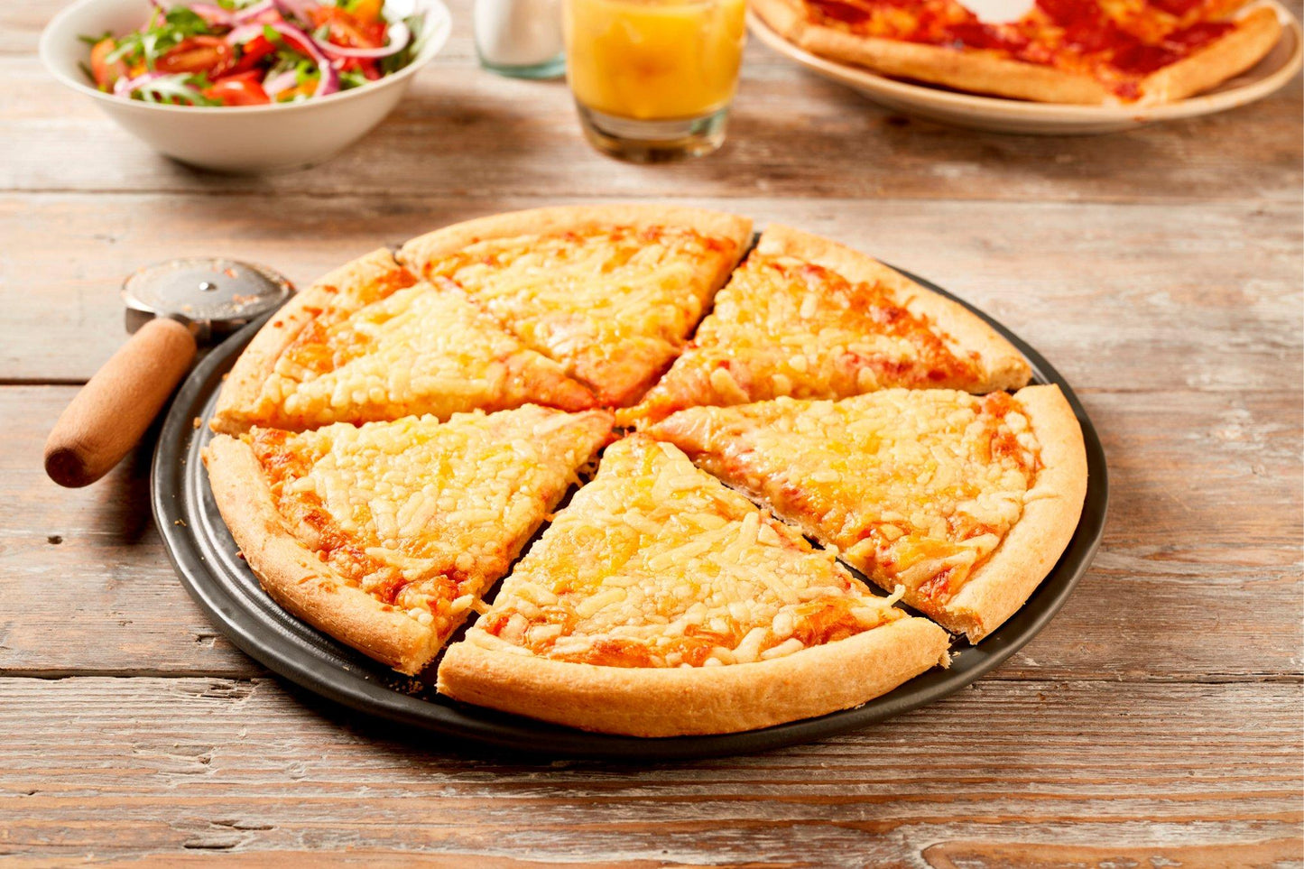 Goodfella's Big Cheese Takeaway Pizza 7 x 555g Ready Meals Asetena Pa