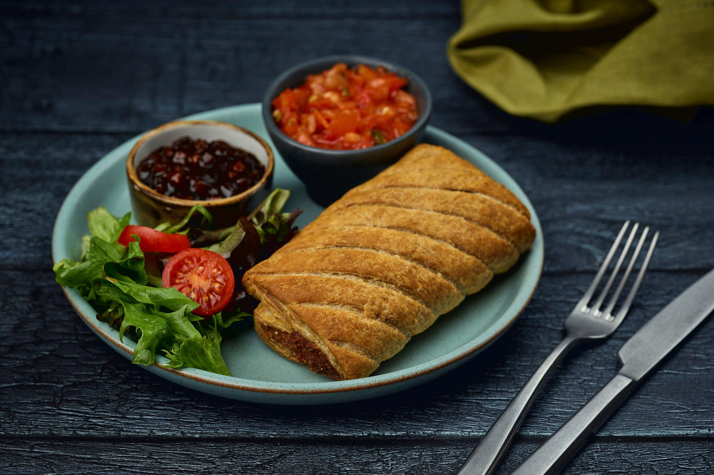 Phat Pasty Chunky Vegan Sausage Roll 40 x 175g Ready Meals Asetena Pa