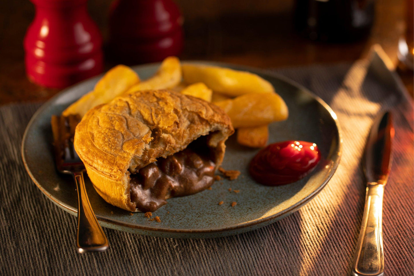 Pukka-Pies Frozen Baked Large All Steak Pies 12 x 227g Ready Meals Asetena Pa