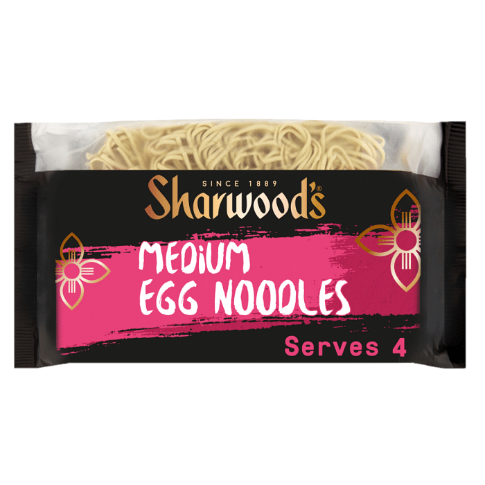 Sharwoods Medium Egg Noodles 12x226g
