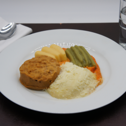 Simply Puree Level 4 Pureed Vegetable Chilli 12 x 380g Ready Meals Asetena Pa