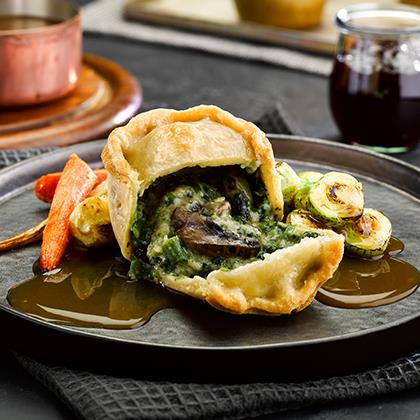 Vegan Mushroom Spinach & White Truffle Oil Suet Pudding 24 x 230g Ready Meals Asetena Pa