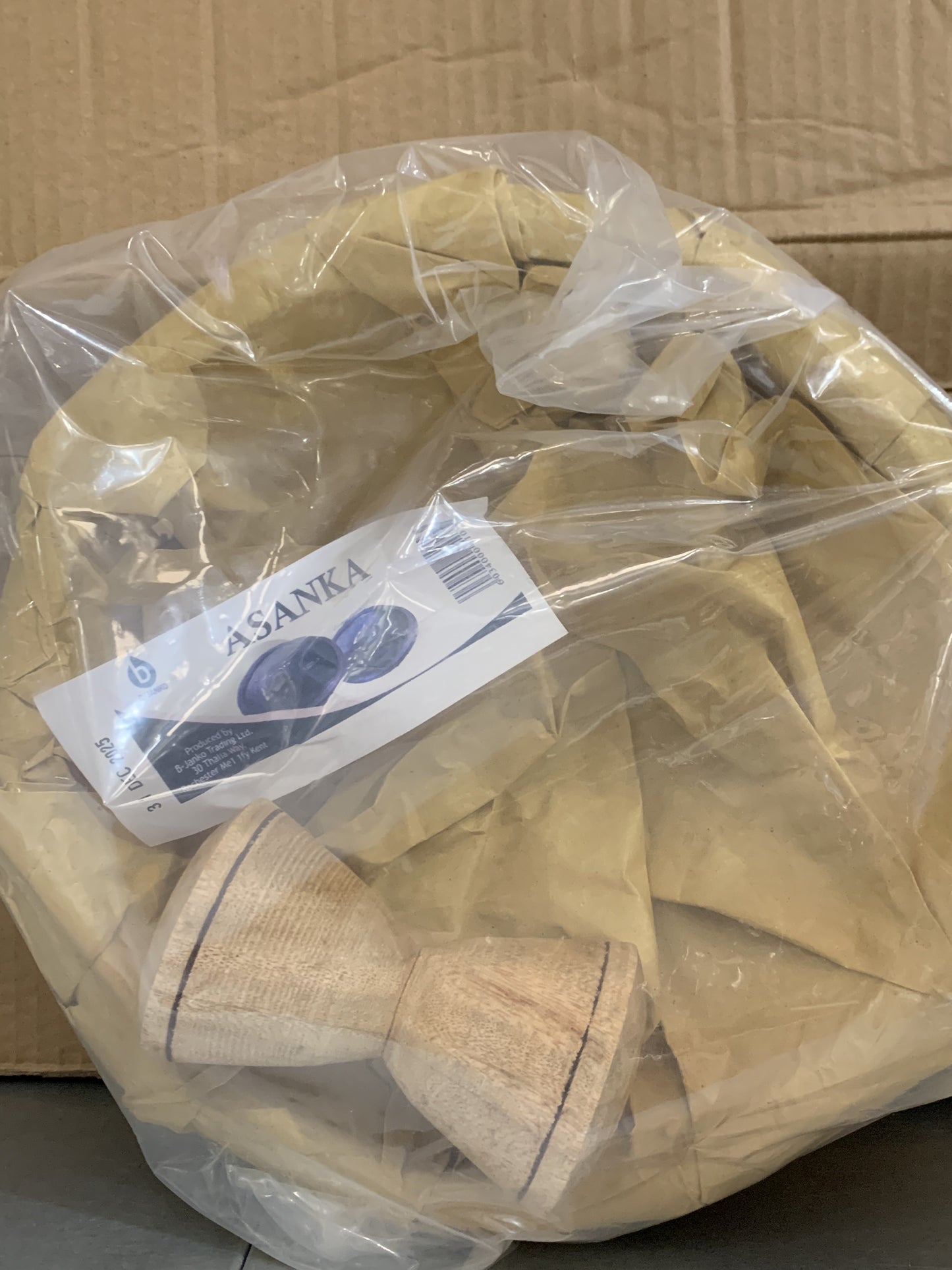 Asanka Clay Pot & Tapol