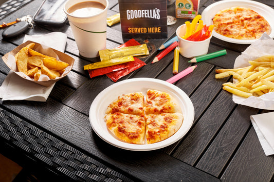 Goodfella's Mini Stonebaked Pepperoni Pizza 8 x 4 Ready Meal Bundles Asetena Pa Goodfella's Mini Stonebaked Pepperoni Pizza 8 Pack Frozen Meal