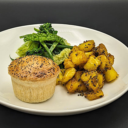 Little & Cull Vegan Spiced Cauliflower  Spinach & Lentil Mini Pie 80g 72 x 80g Ready Meal Bundles Asetena Pa Little & Cull Vegan Spiced Cauliflower Spinach Lentil Mini Pie 80g
