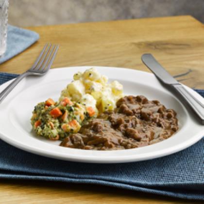 Simply Puree Level 6 Soft & Bite Sized Beef Stew & Dumplings - Product discounted due to limit on shelf life 12 x 380g Ready Meals Asetena Pa 