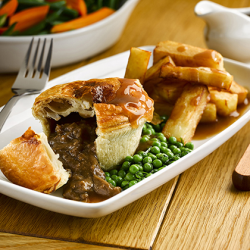 Everyday Favourites Minced Beef & Onion Pie 48 x 148g Ready Meals Asetena Pa 