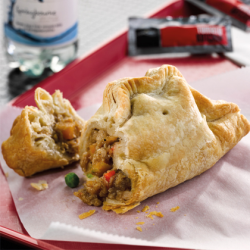 V Kitchen Plant Based Pasty 30 x 180g Ready Meals Asetena Pa 